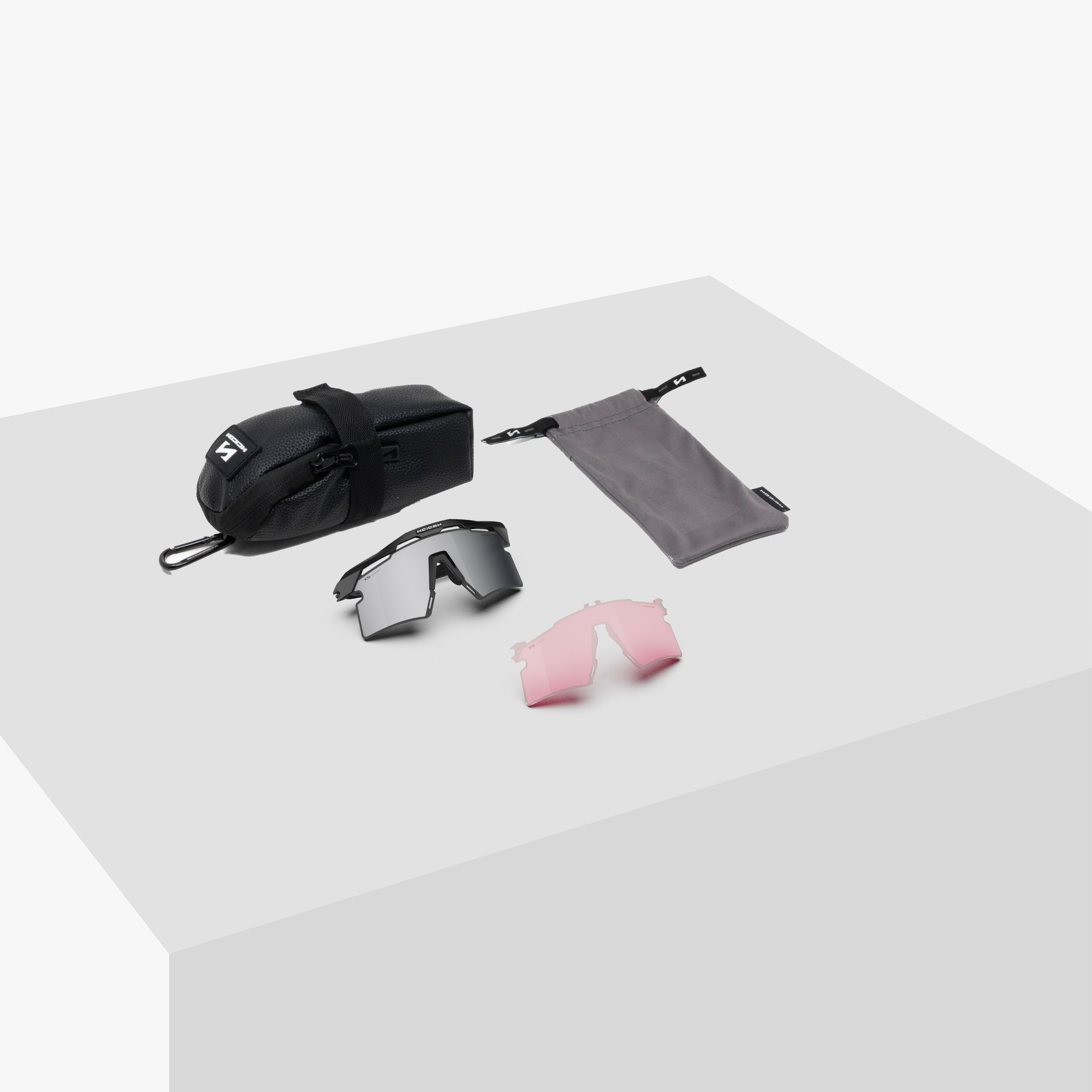 Aeroshade 2.0 Titanium XS White Matte Multimirror Silver box content