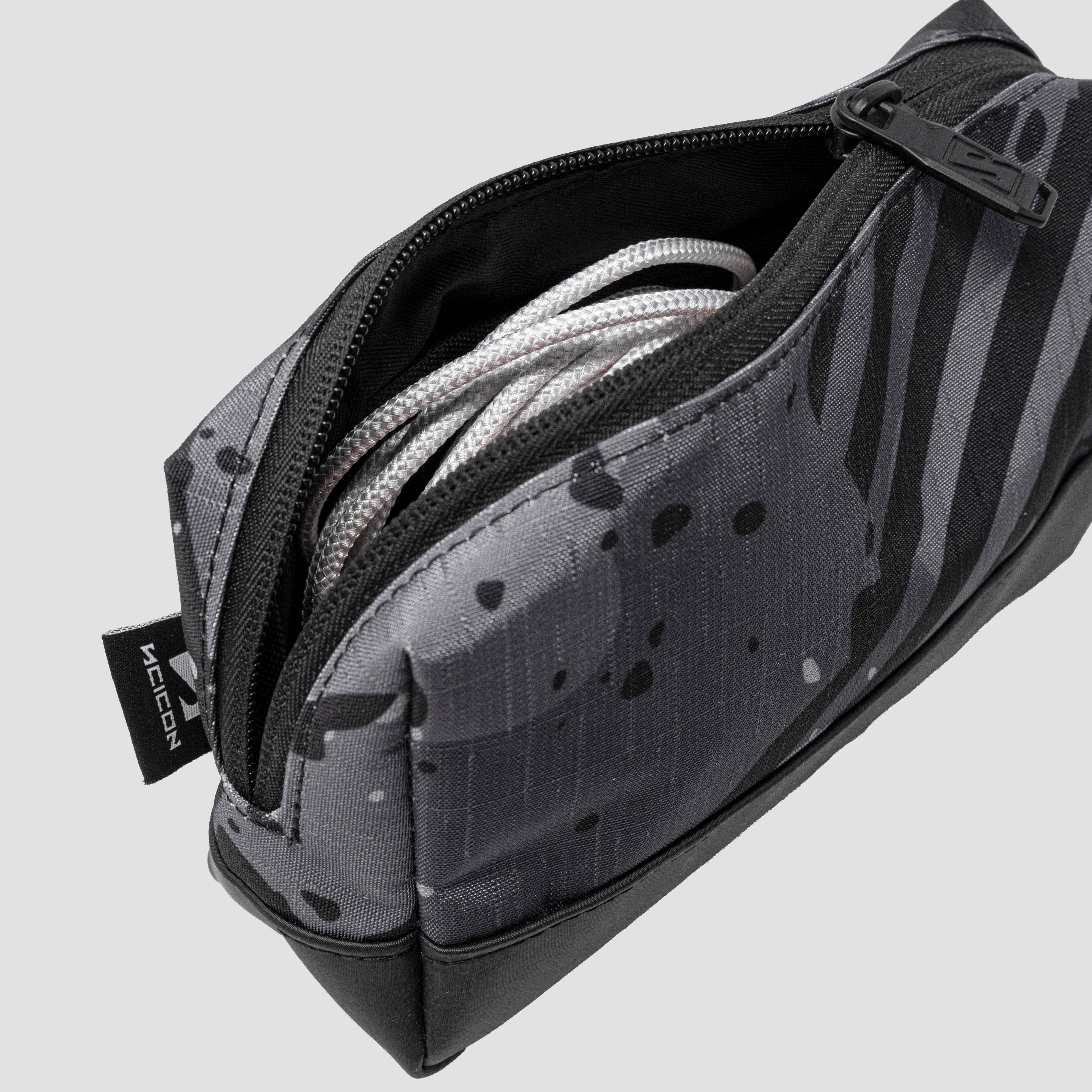 ELECTRONICS TRAVEL POUCH