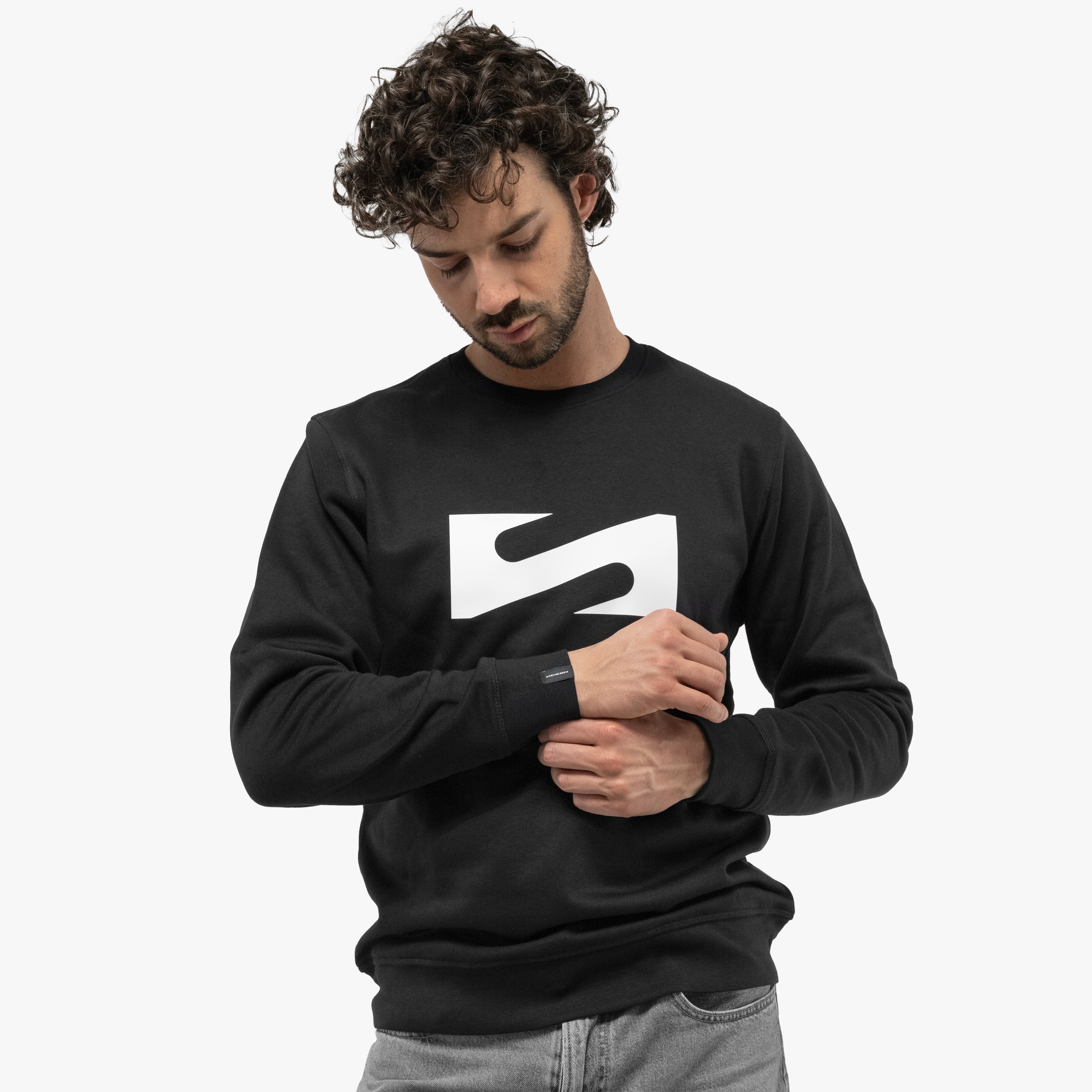 S LOGO SWEATER